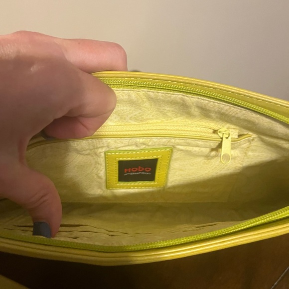 Hobo brand purse excellent used condition - Picture 2 of 4
